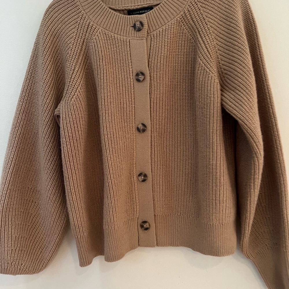 Banana Republic Women's Camel Button-Up Cardigan - Picture 6 of 12